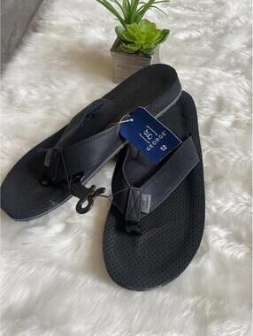 George Men's Black Flip Flop Sandals Size 12